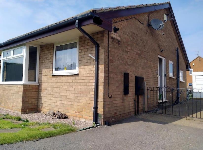 The Lord'S Cottage Filey Exterior photo